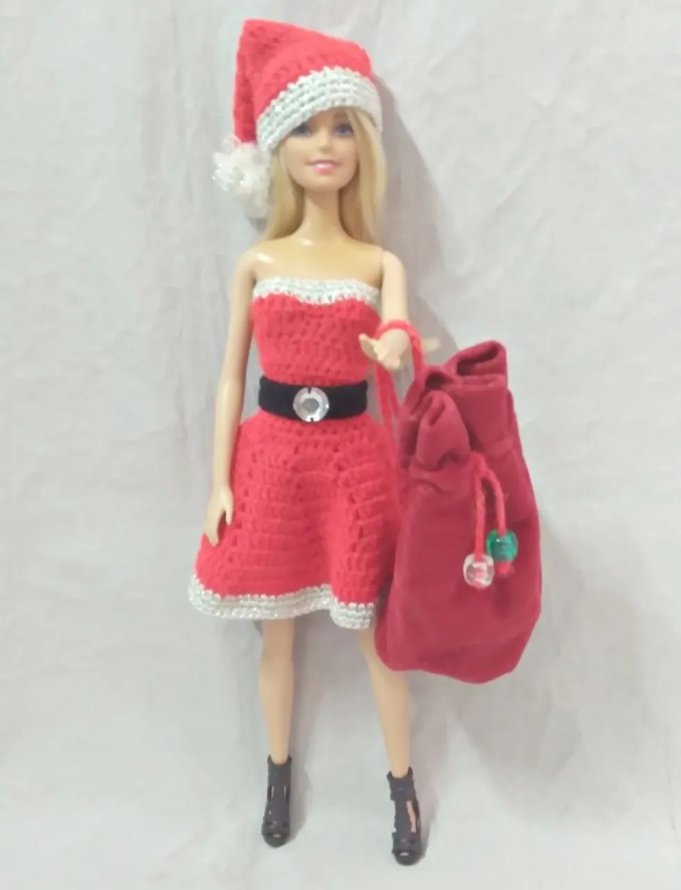 Roupa para boneca Barbie e Similares de crochê estilo Natalino - Foto 3