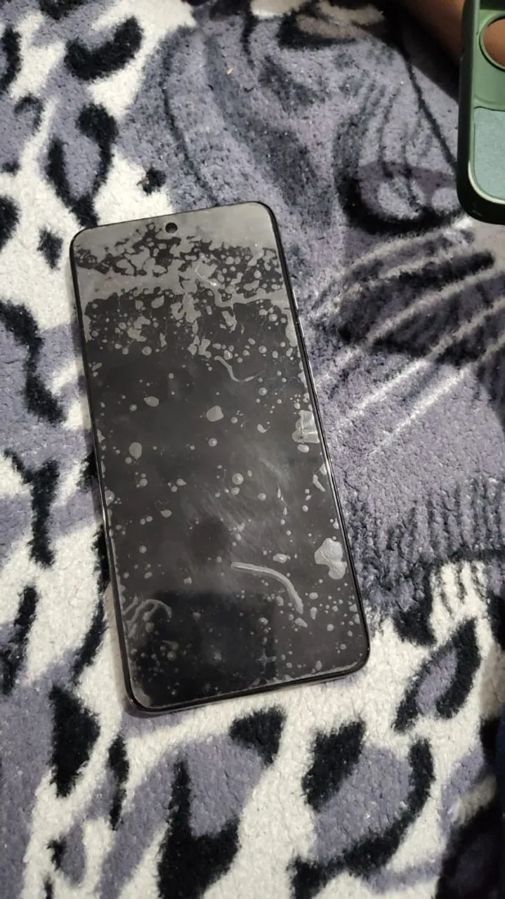Tô vendendo celular