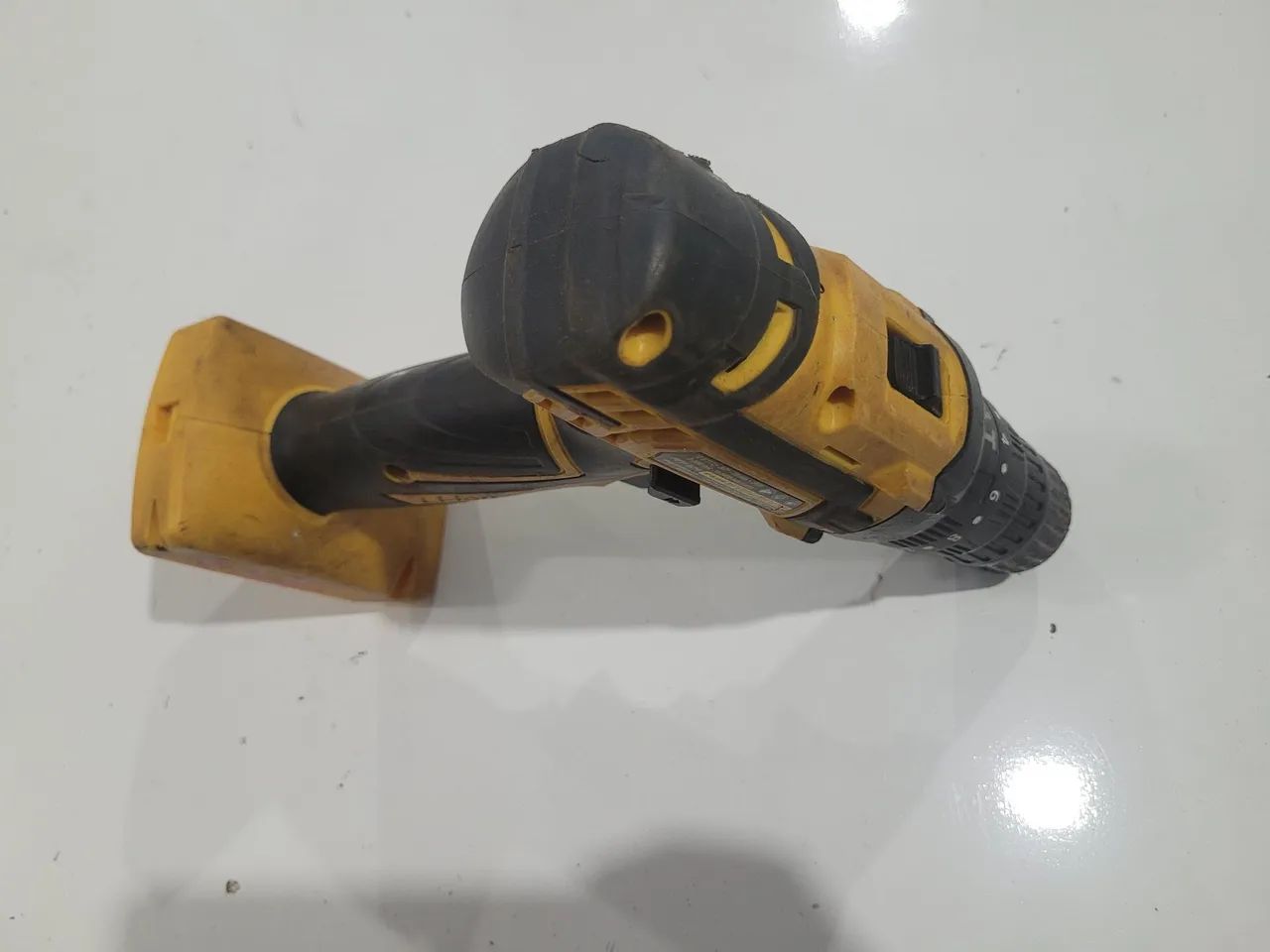 Parafusadeira vender (sem bateria) funcionamento normal64308140848642122