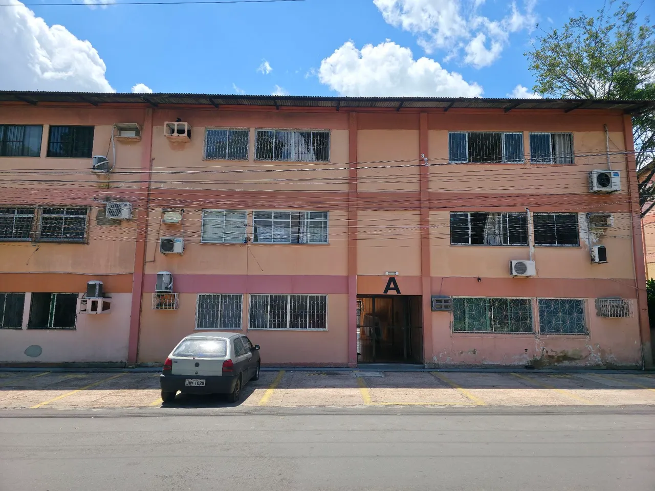 Tocantins - alugo - 1 etapa - 2 qts - 3 andar