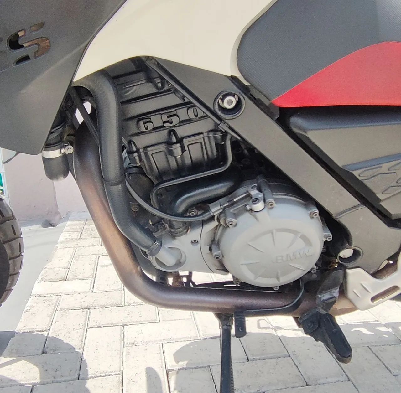 BMW GS 650 COM ABS 2015 PEGO MENOR VALOR COM VOLTA  - Foto 6