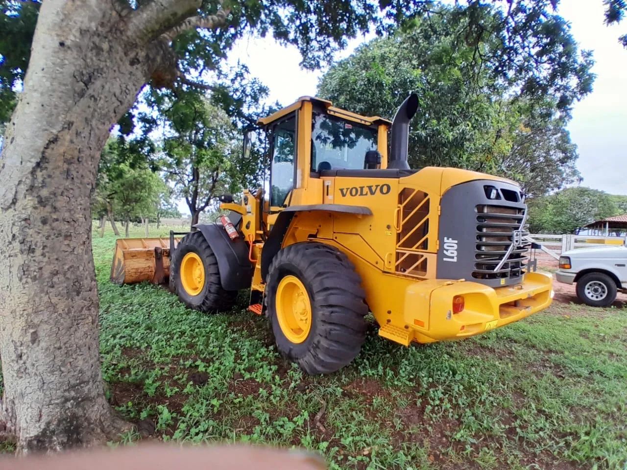 Pá carregadeira l-60 2022 