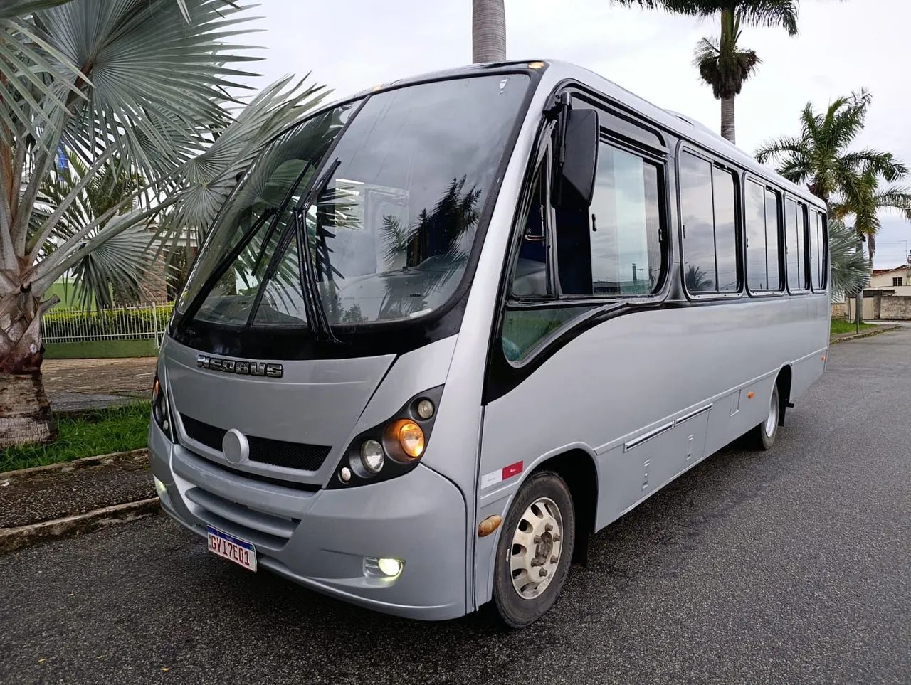 Microônibus Mercedes Neobus 2010 - Foto 3