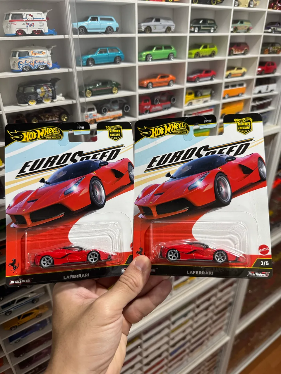 LA FERRARI - EURO SPEED - HOTWHEELS PREMIUM - Hobbies e coleções