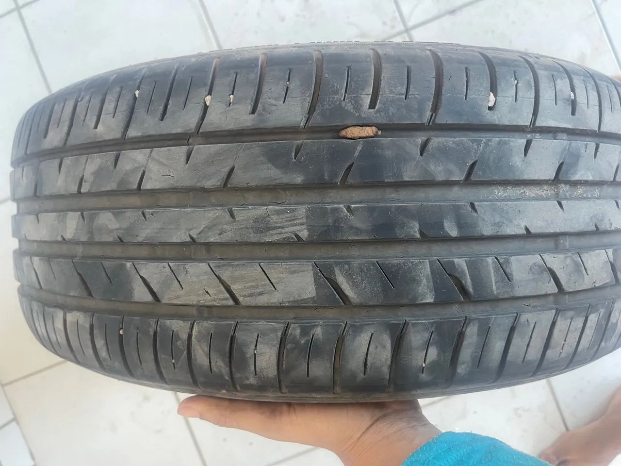 Pneu 215/55 R17 - Foto 2