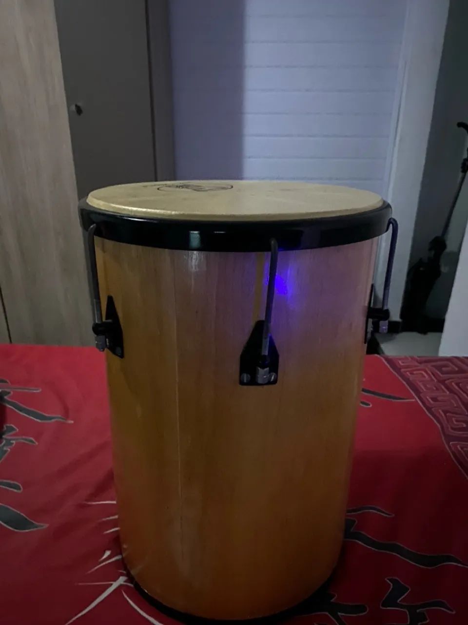 *ACEITO CAVAQUINHO* Tantan, Rebolo 45x12 Madeira - Fer. Preta Pele Animal - Forte Musica - Foto 4