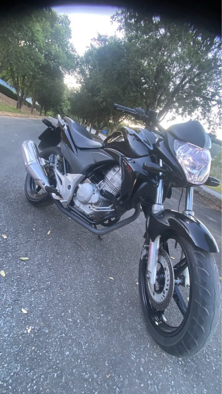 Vendo moto CB 300R