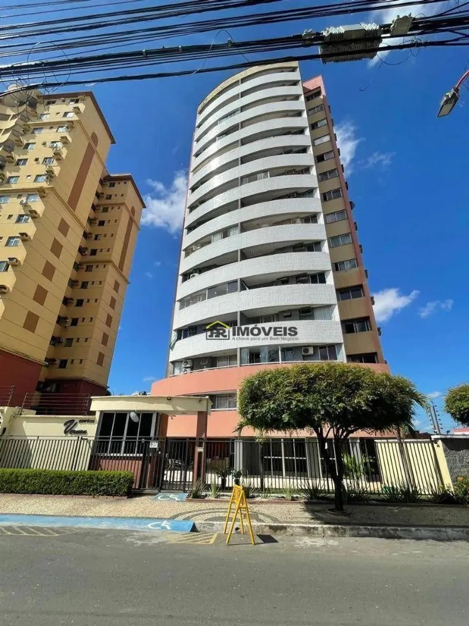 Apartamento para Alugar no Edificio Vernon - São Cristovão