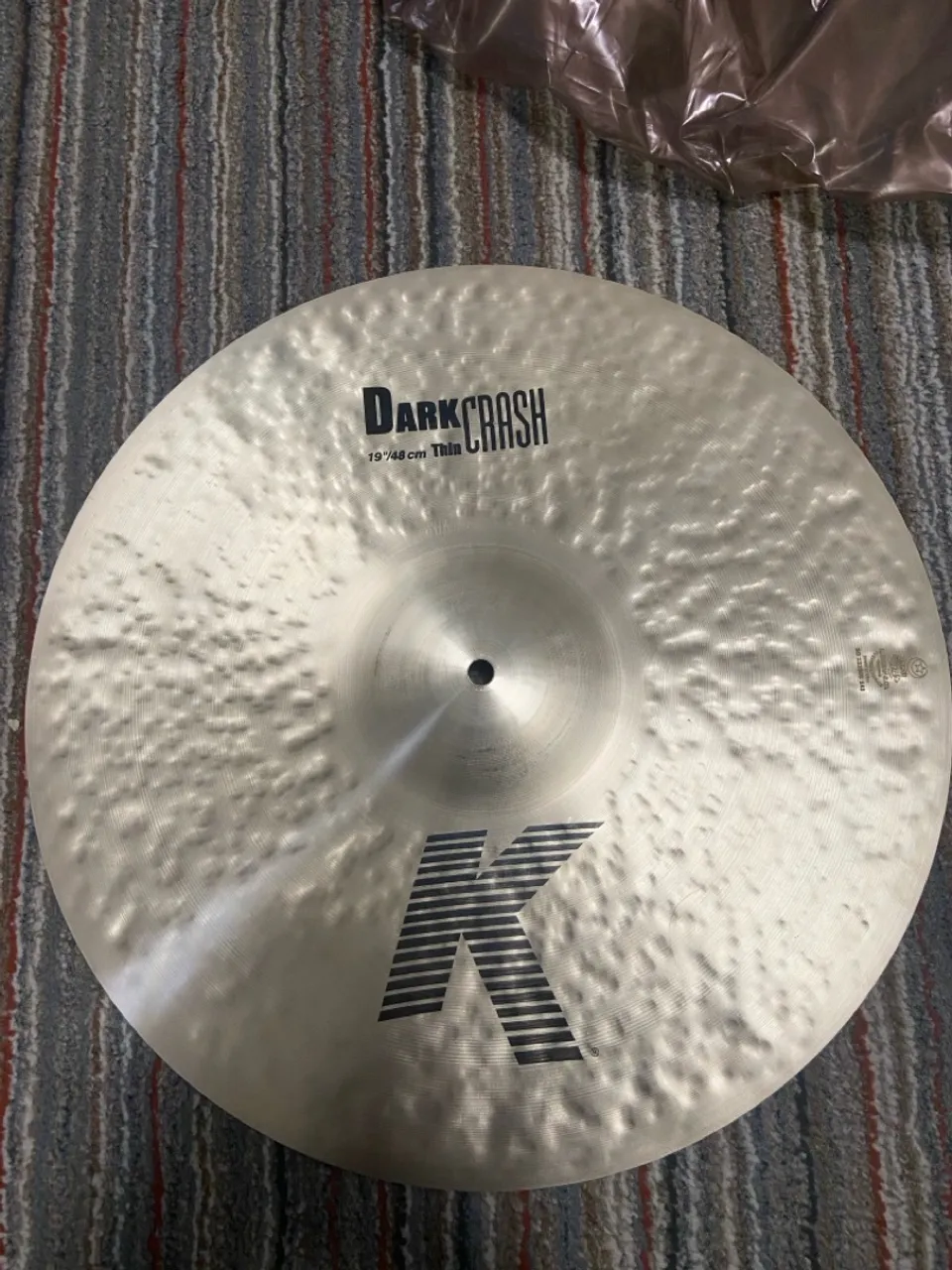Prato Zildjian K Dark Thin 19 NOVO