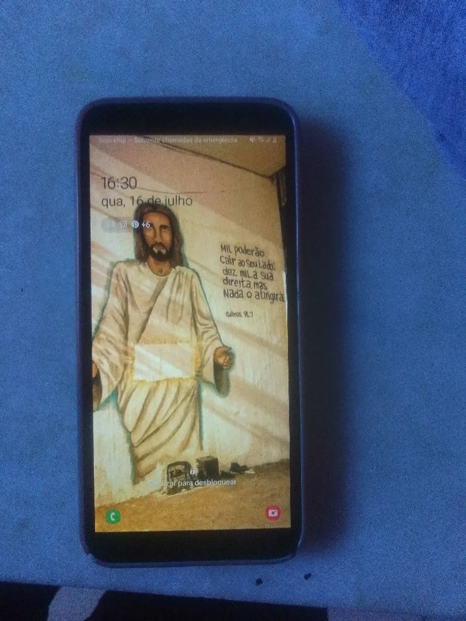 J8 em ótimas condições
