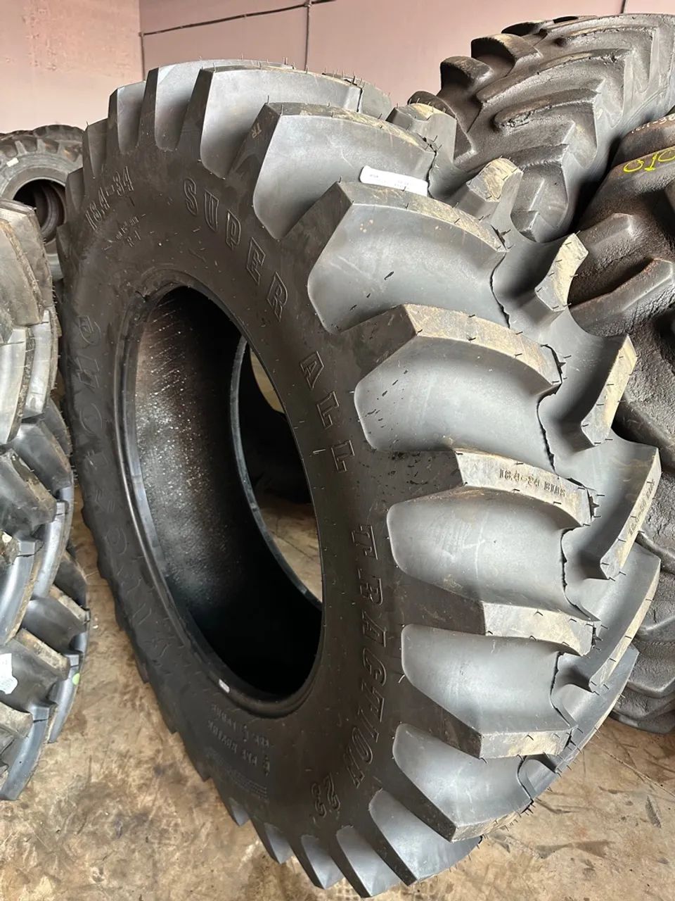 Pneus 18.4-34 FIRESTONE 12 lonas para Trator - NOVOS - Foto 2