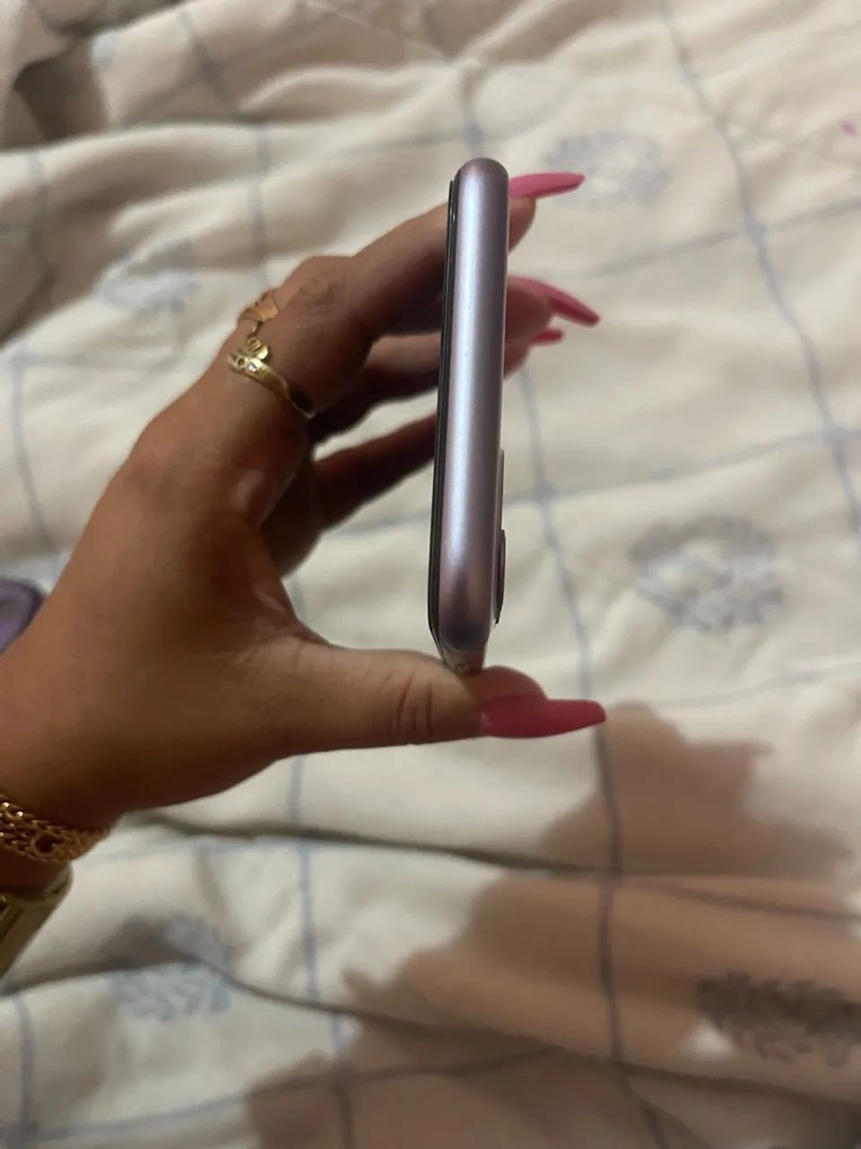 Vendo IPhone 11 64GB Lilás  - Foto 3