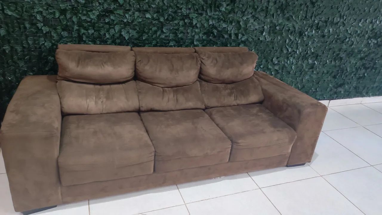 Sofá Retrátil de 3 Lugares Marrom - Foto 2