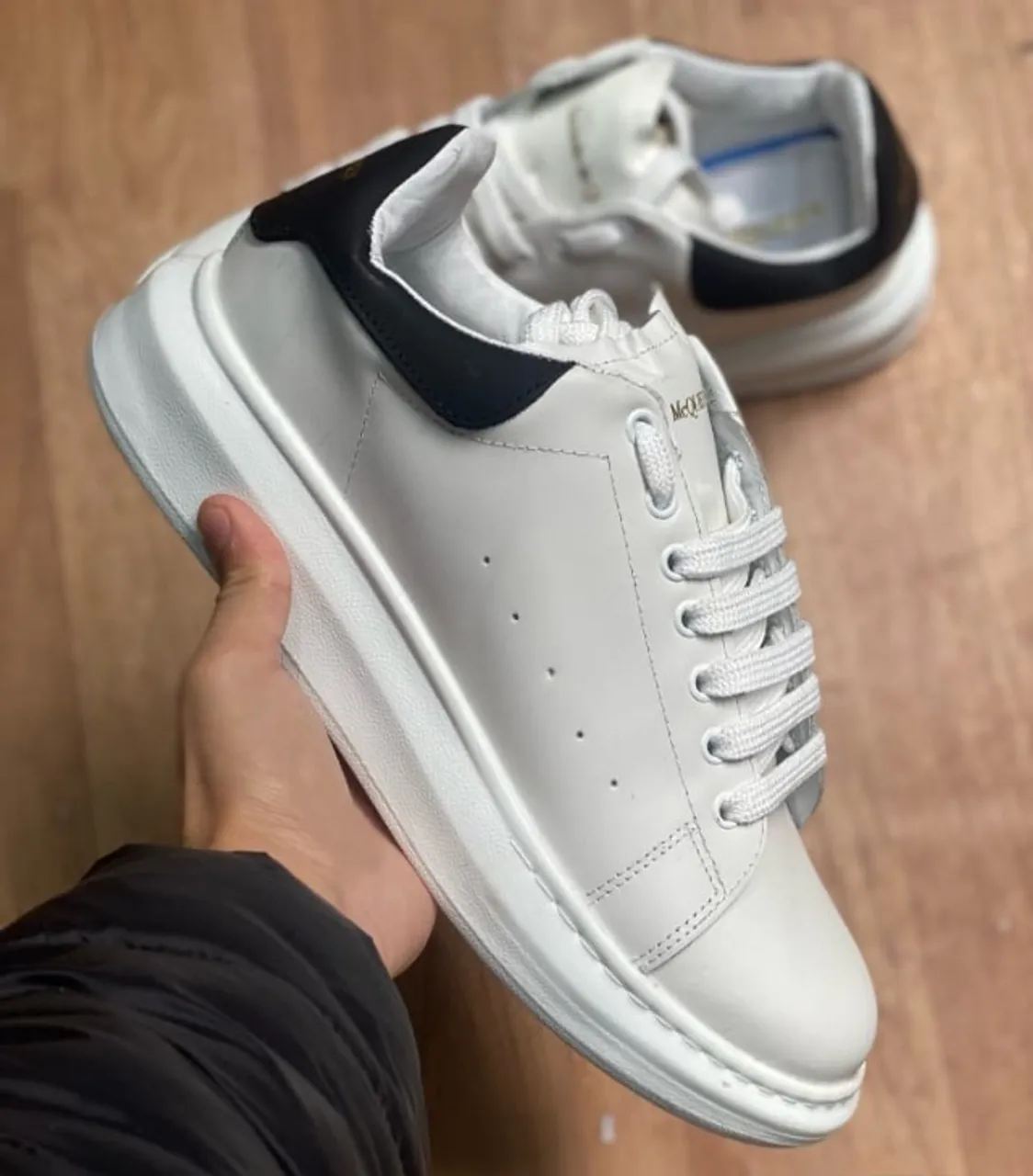 Tênis Alexander Mcqueen - Importado
