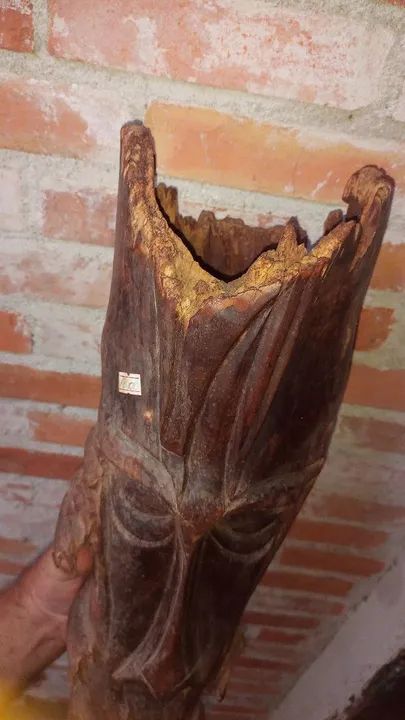 ESCULTURA EM NÓ DE PINHO  - Foto 3