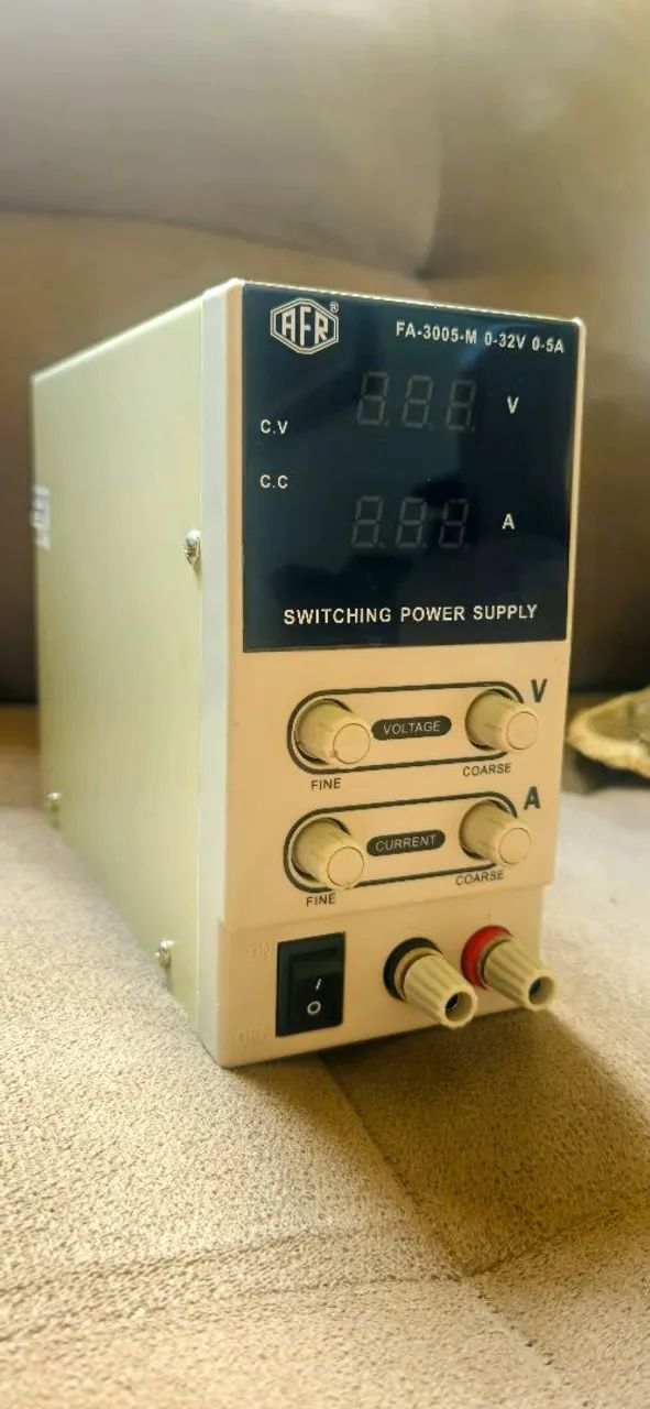 Fonte De Alimentação Digital Bancada 32v 5a AFR Fa3005m
