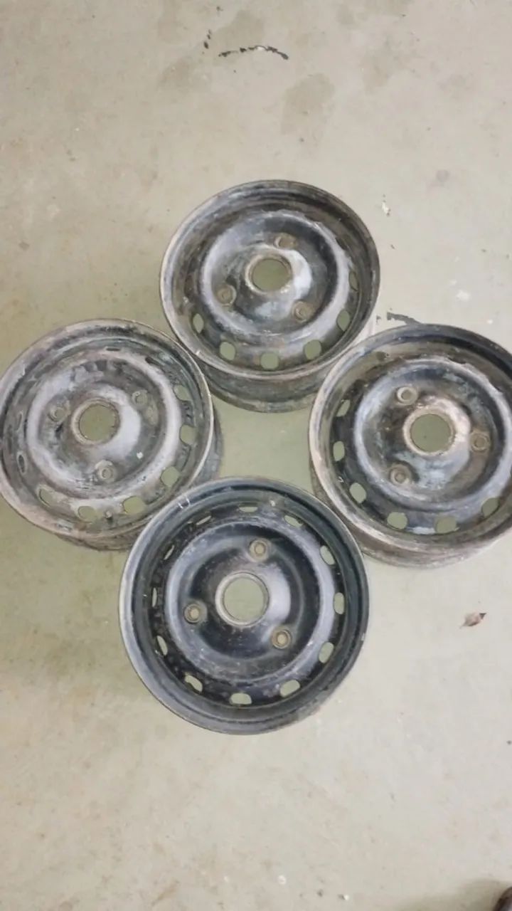 4 Rodas Linha Del Rey Corcel Pampa 3 Furos aro 13"