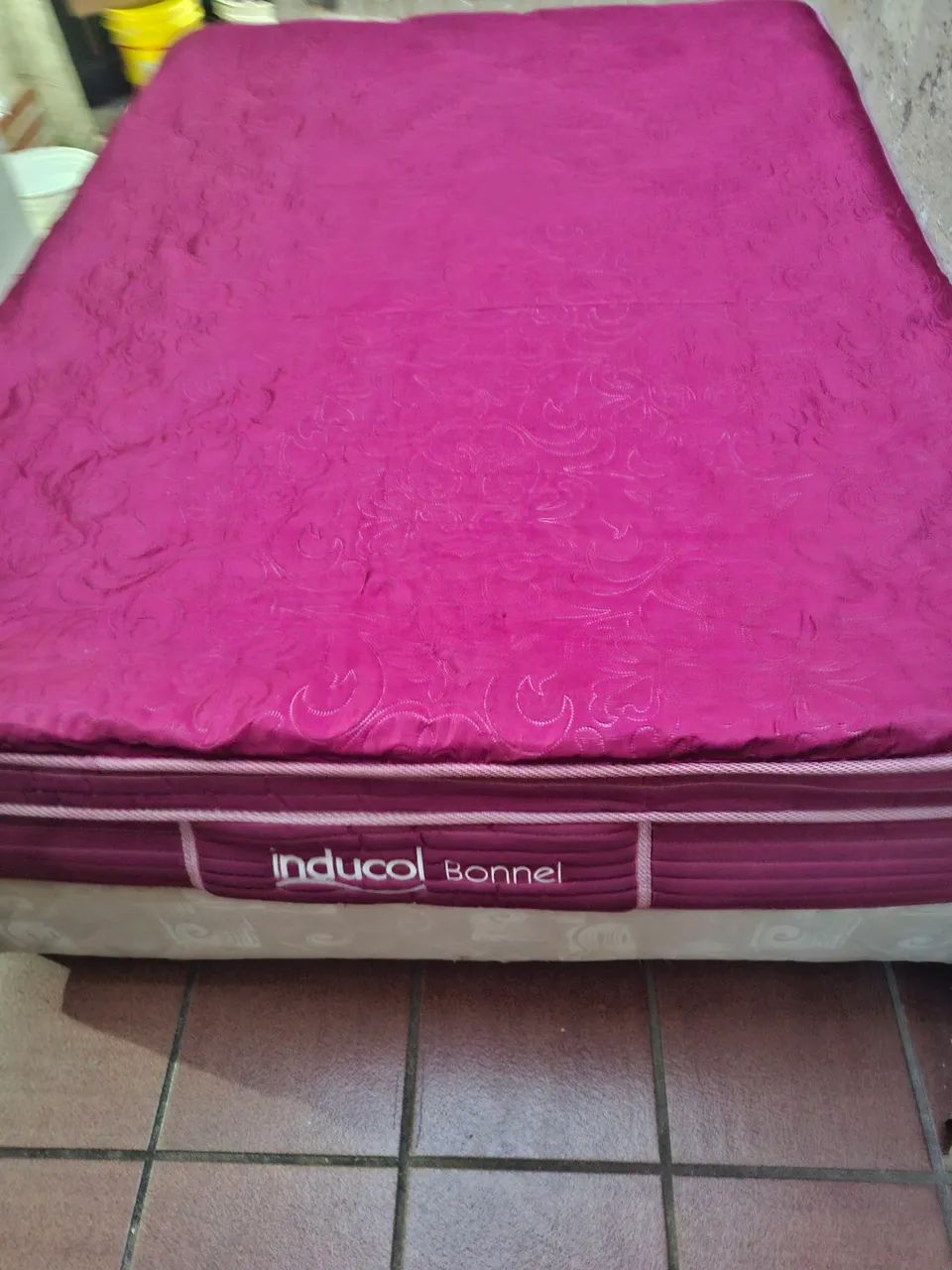 Box e colchão casal molas ensacadas inducol bonnel