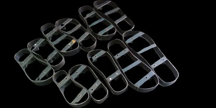 Máquina para fabricar chinelos com muito material  - Foto 6