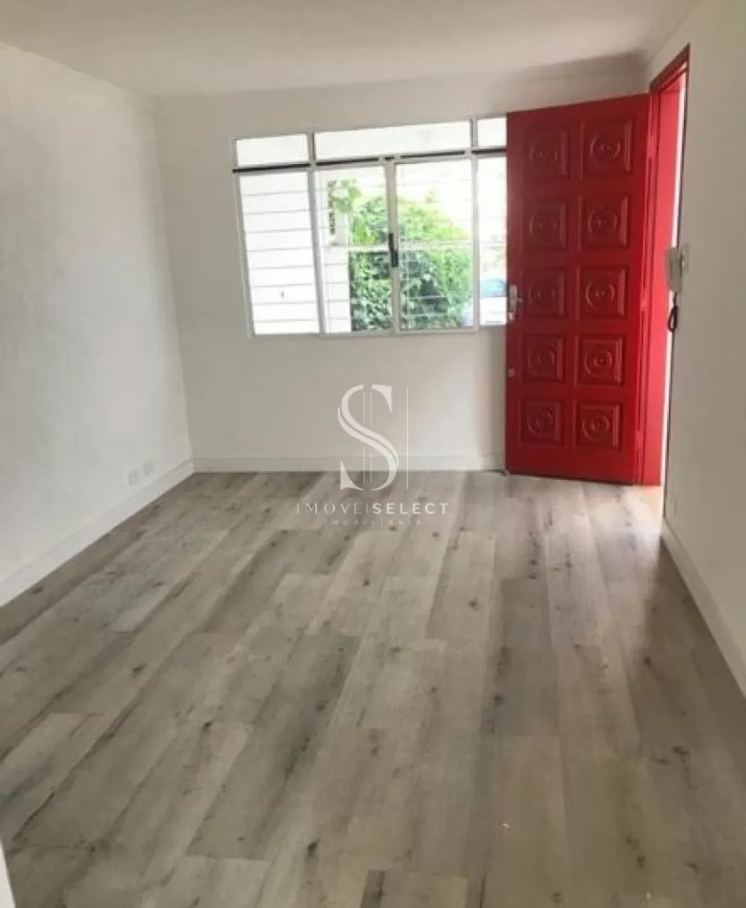 Vila Olímpia, Casa Térrea Residencial de 140m² com 3 dormitórios, 2 vagas.