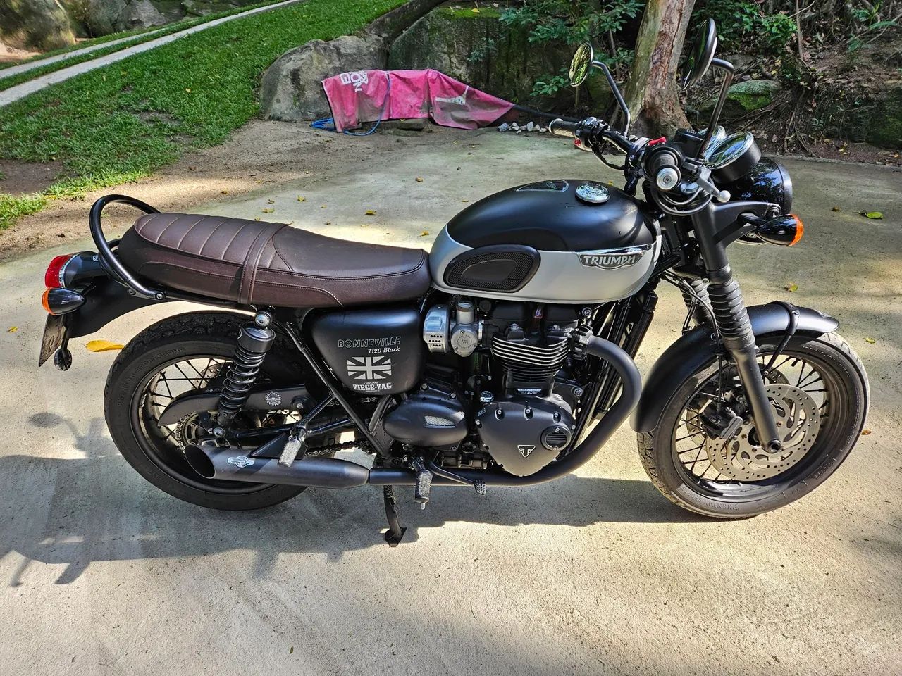 Triumph Boneville T 120 Black - Foto 4