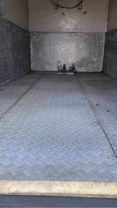 Baú Gancheiro refrigerado - Foto 7