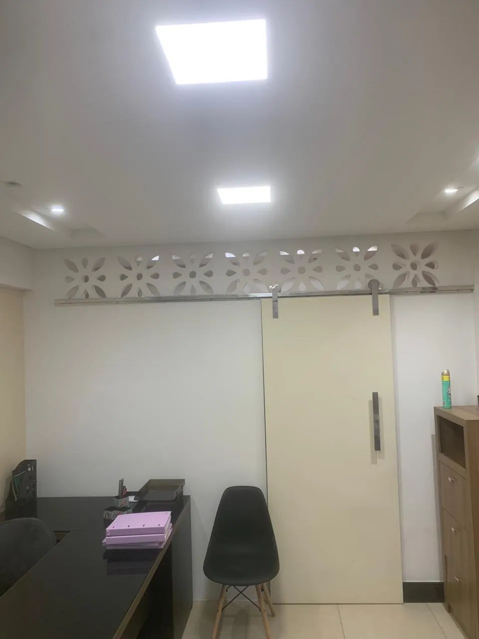 Vendo sala no Edifício Oviedo Teixeira  - Foto 2