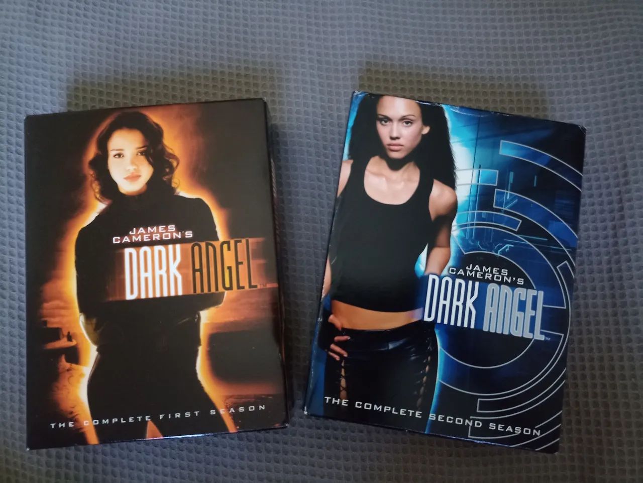 Dark Angel - 1ª e 2ª Temporada Completas EUA em Inglês 