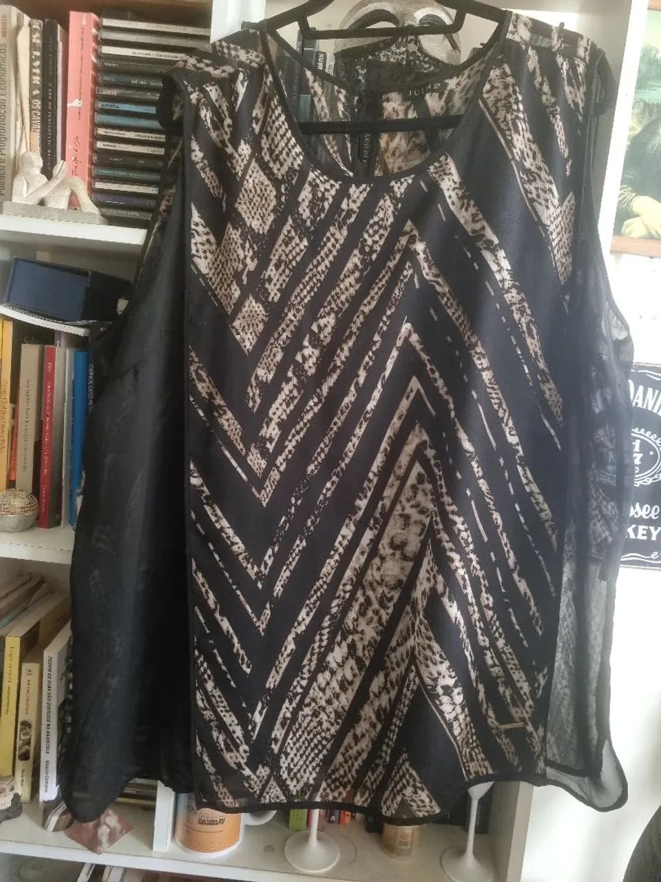 Conjunto de Blusa Feminina Estampada - Elegância e Estilo - Foto 2
