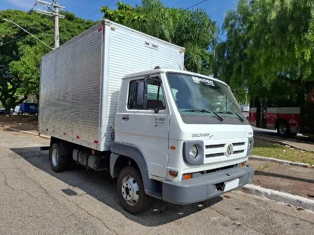 Vw 8150 Cummins Bau