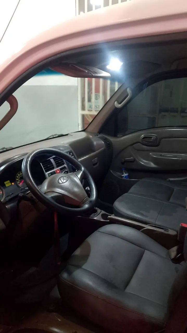 Caminhão bongo conservado o mais zero de toda região  - Foto 5