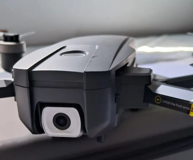 Vendo 01 drone Holy Stone Hs 720 usado (sem bateria) - Foto 4