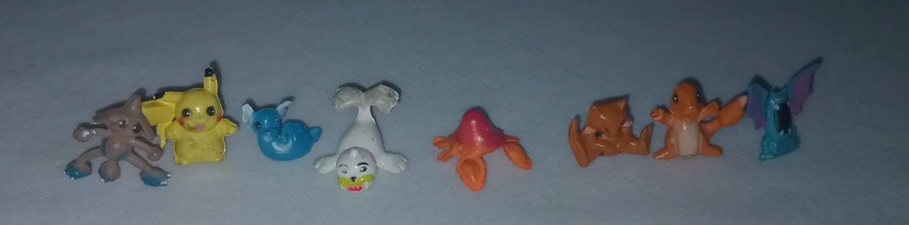8 mini Pokémon ( de máquina)  LER ANÚNCIO  - Foto 5
