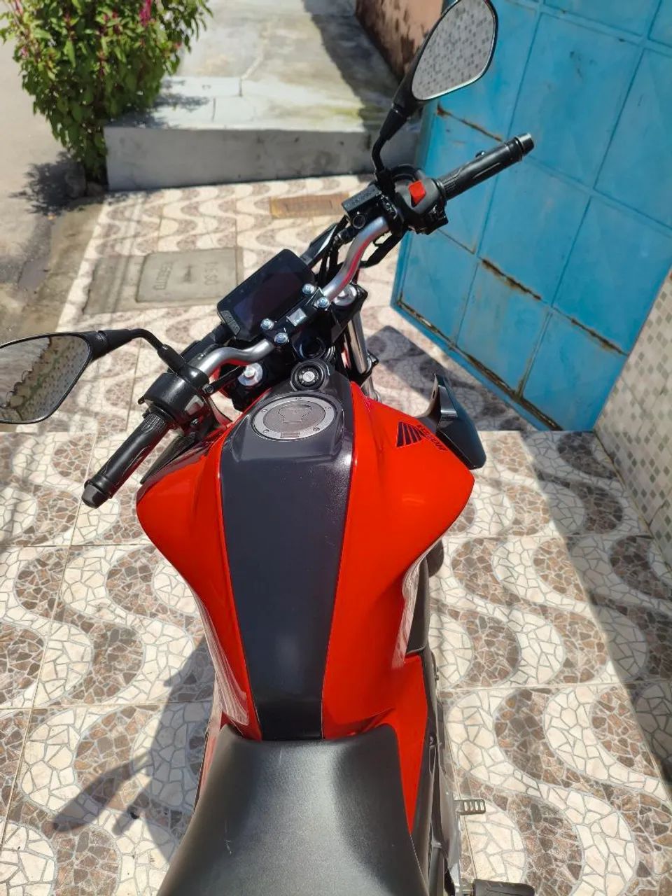 CB Twister 300f Vermelha  - Foto 5