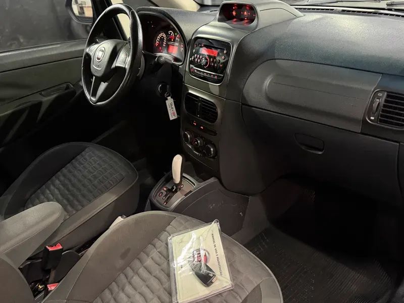 Fiat Idea Adv./ Adv.LOCK.Dualogic 1.8 Flex 5p, foto 11 de 13