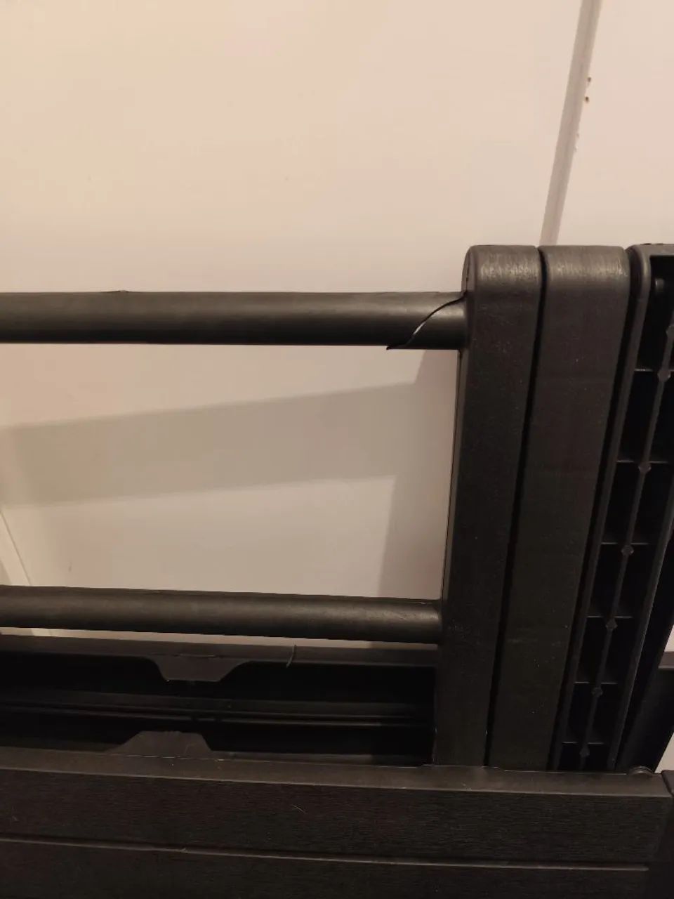 Mesa e 3 cadeiras dobráveis pretas - Foto 4