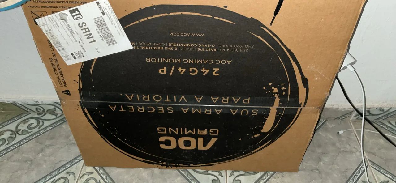 Monitor Gamer AOC 180hz 0,5ms 23.8?polegadas