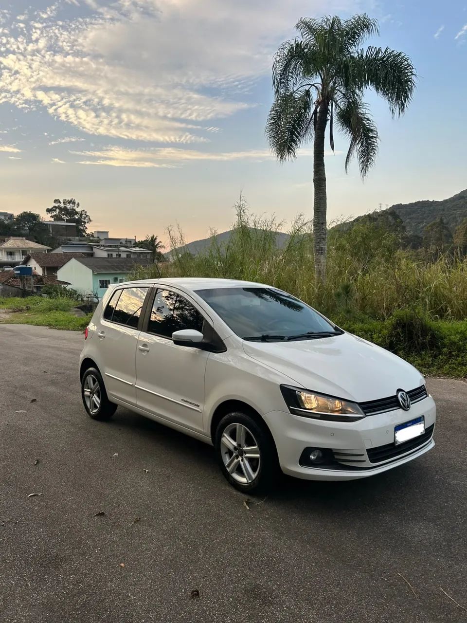 Volkswagen Fox Fox Comfortline 1.0 Flex 12V 5p 2016