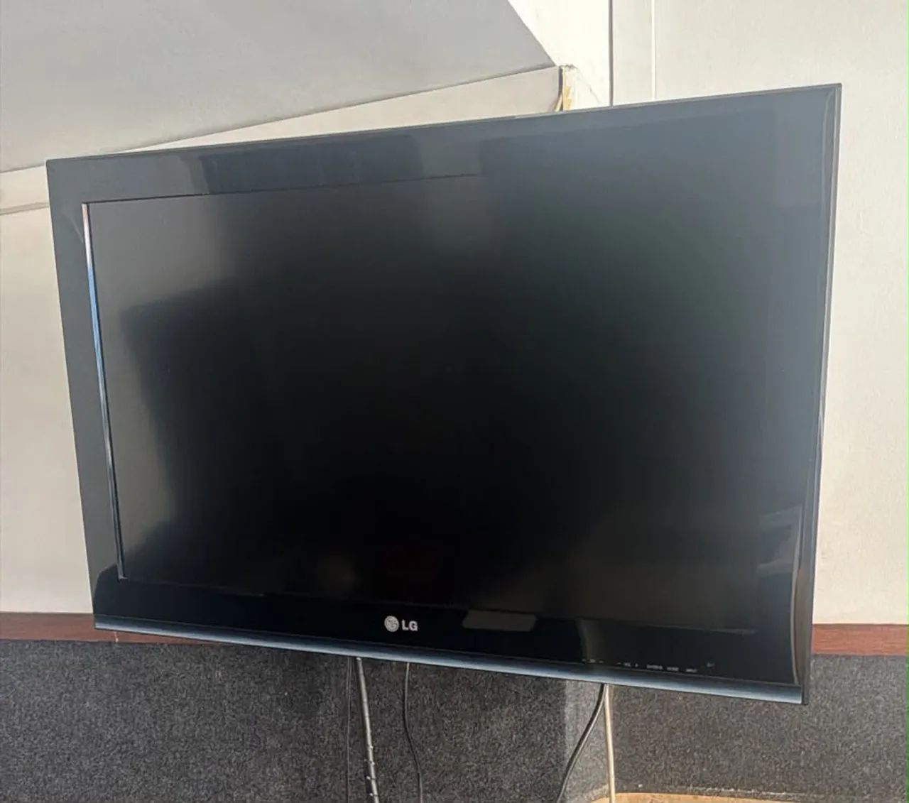 VENDO TV/MONITOR 32 POLEGADAS 2 EM 1! ÓTIMA OPORTUNIDADE!