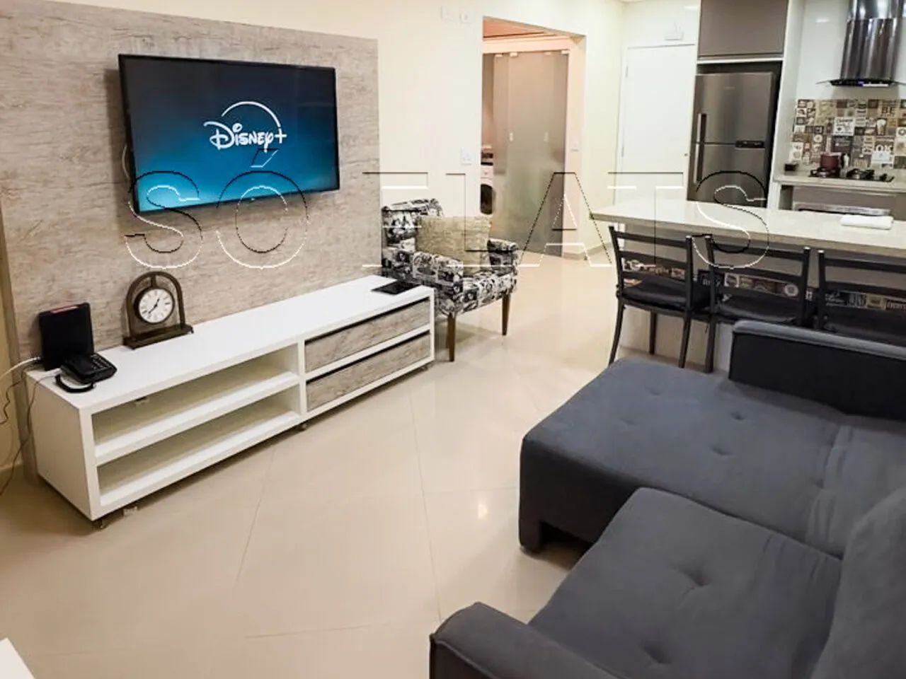 Apartamento mobiliado em Alphaville com varanda e vaga, Flat Le Bougainville