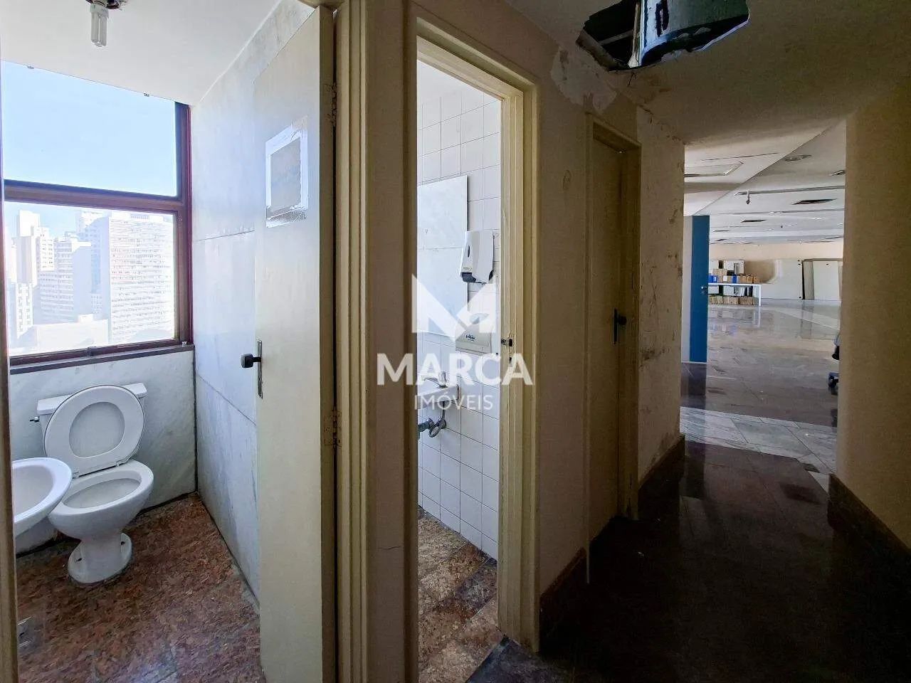 Sala Comercial e 4 banheiros para Alugar, 375 m², Na Savassi, Belo horizonte. - Foto 3