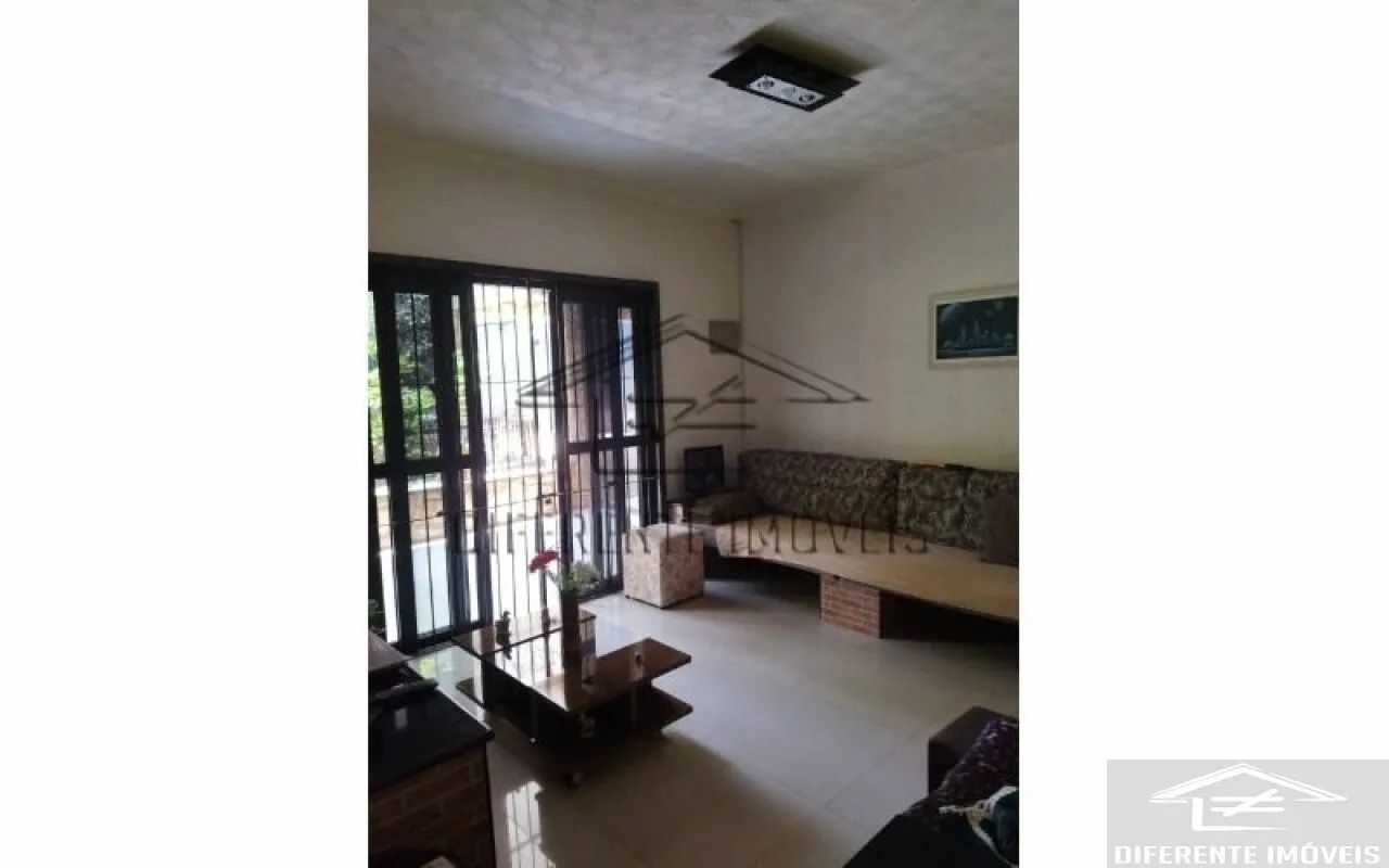 CHÁCARA 650M² NO PARQUE BOTURUSSU !