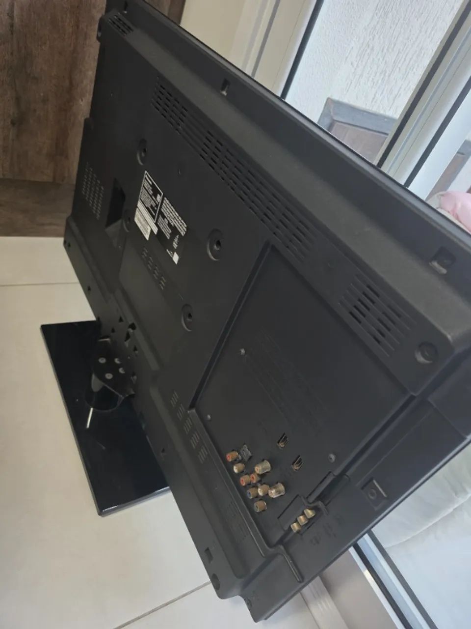 Monitor Panasonic LCD 32' bom estado  - Foto 2