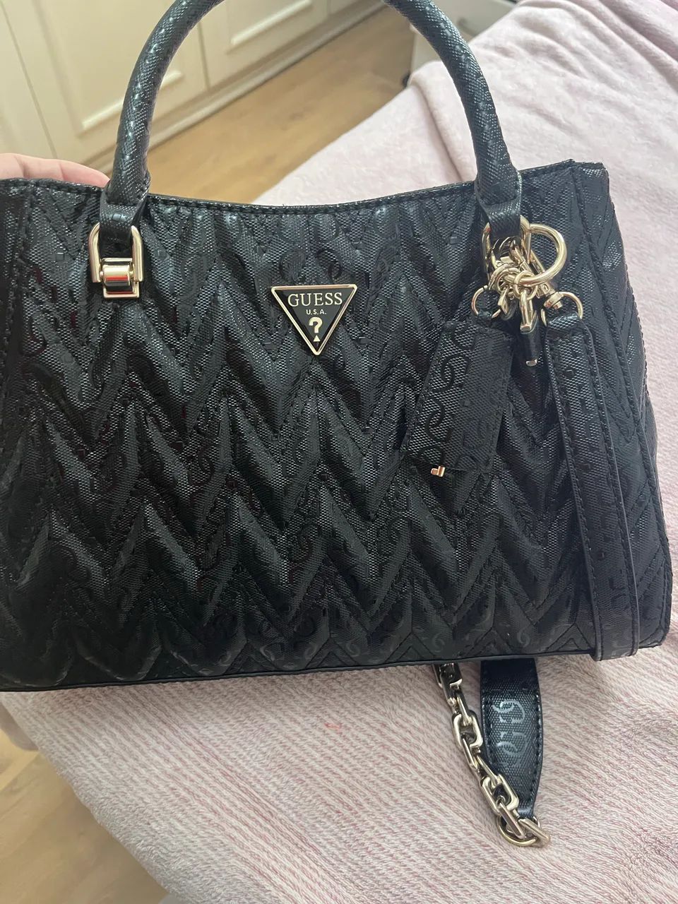 Vendo bolsa Guess Nova
