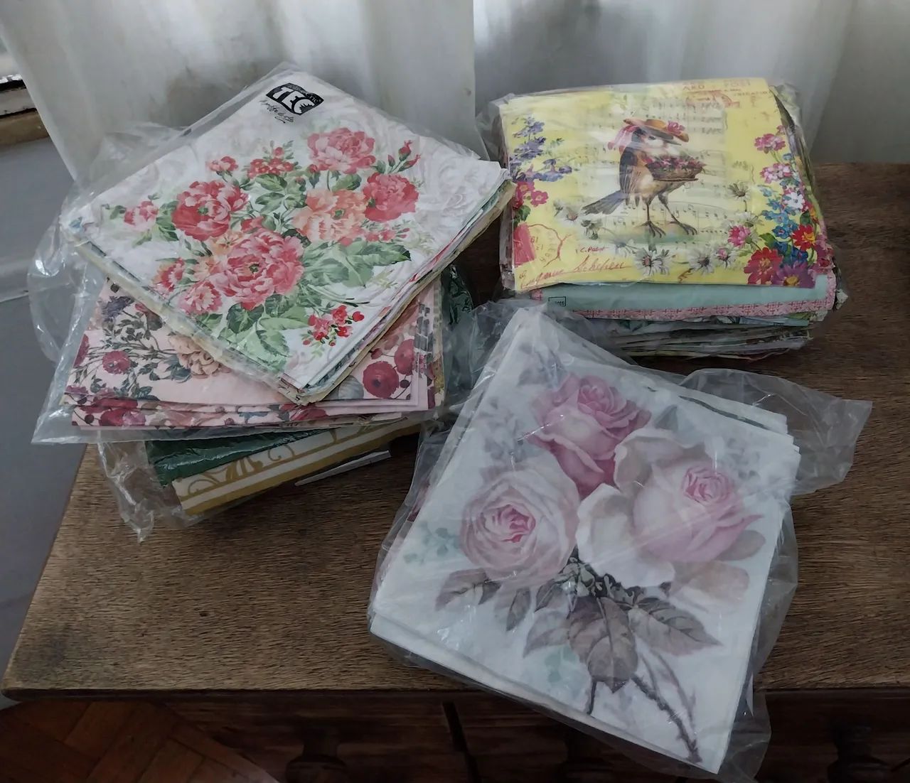  Guardanapo para decoupage <br>Modelo: KITG017-A