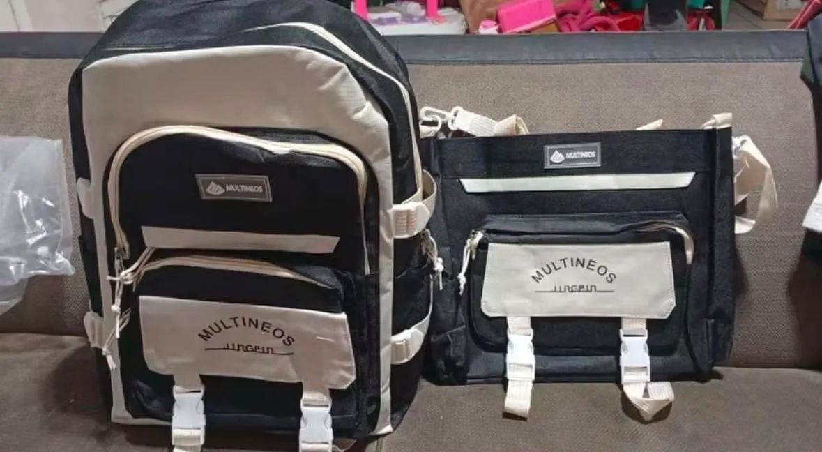 Mochila Escolar preta e bege  - Foto 3