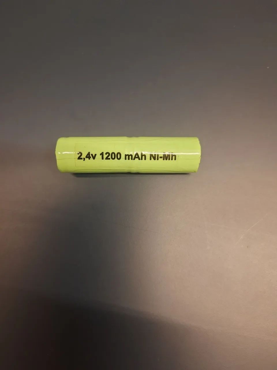 Bateria 2 4V, 1200 mA Ni-Mh nova