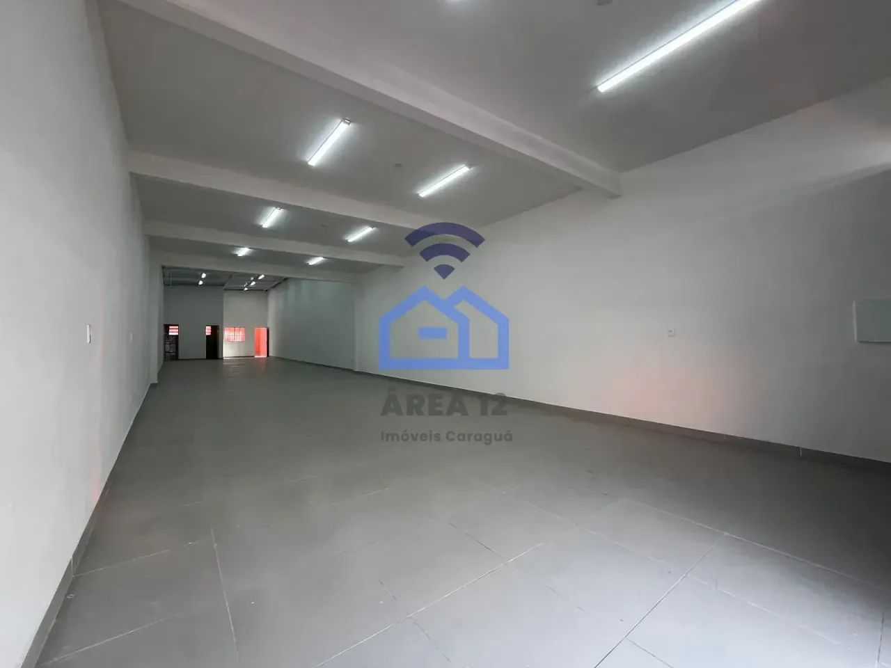 Sala para locação, Centro, Caraguatatuba, SP - Foto 4