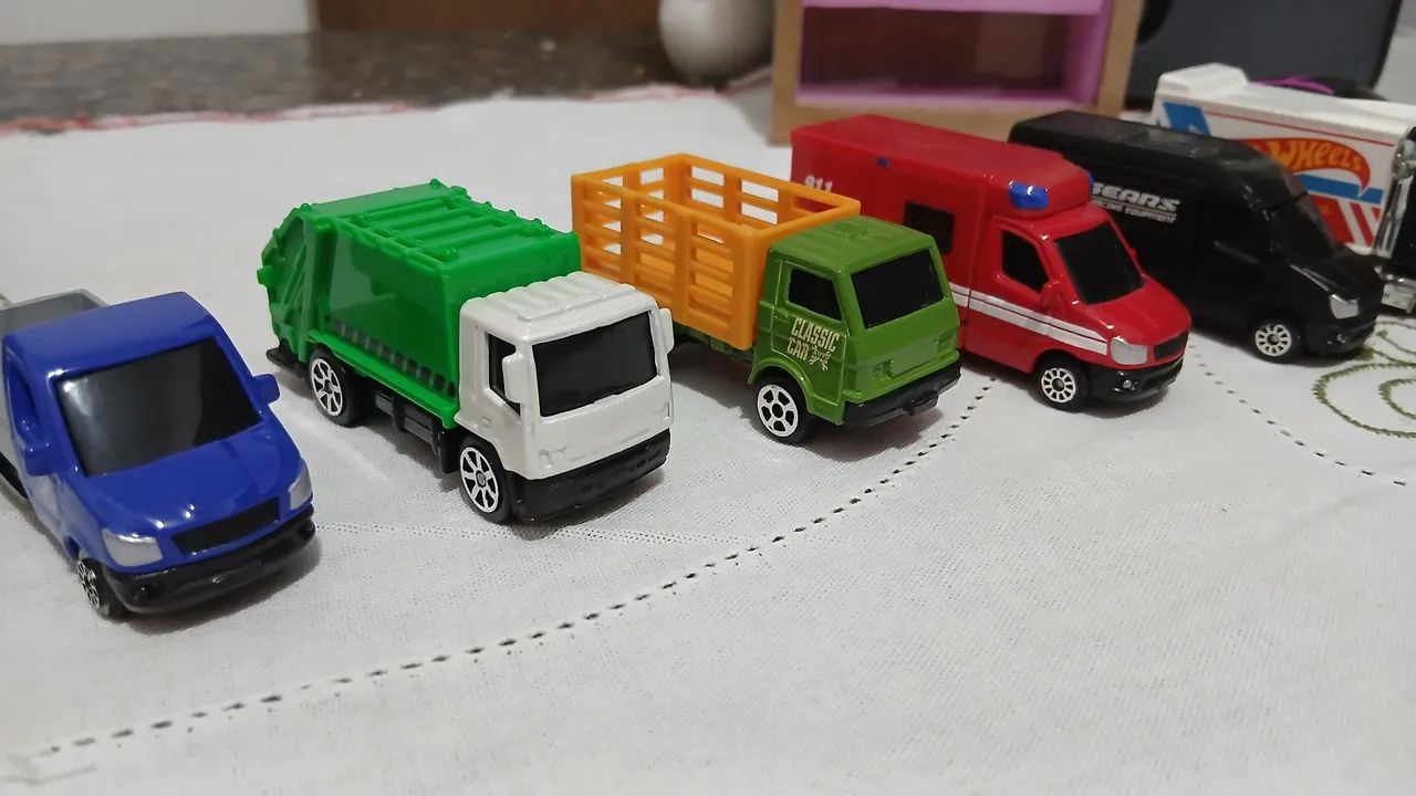 Carrinhos miniaturas  - Foto 3