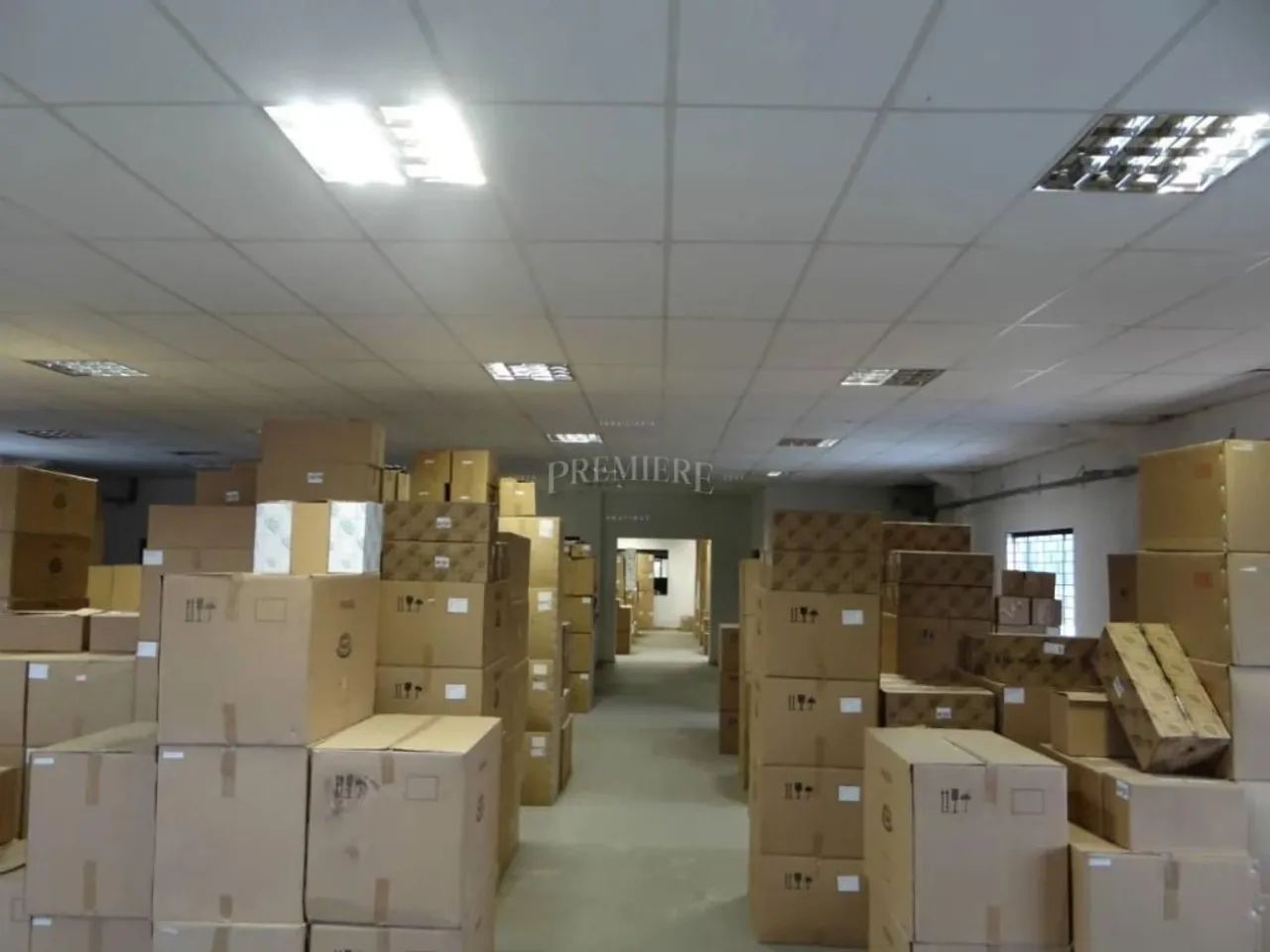 Prédio Comercial para alugar, 2300 m² - Uberaba - Curitiba/PR. - Foto 2